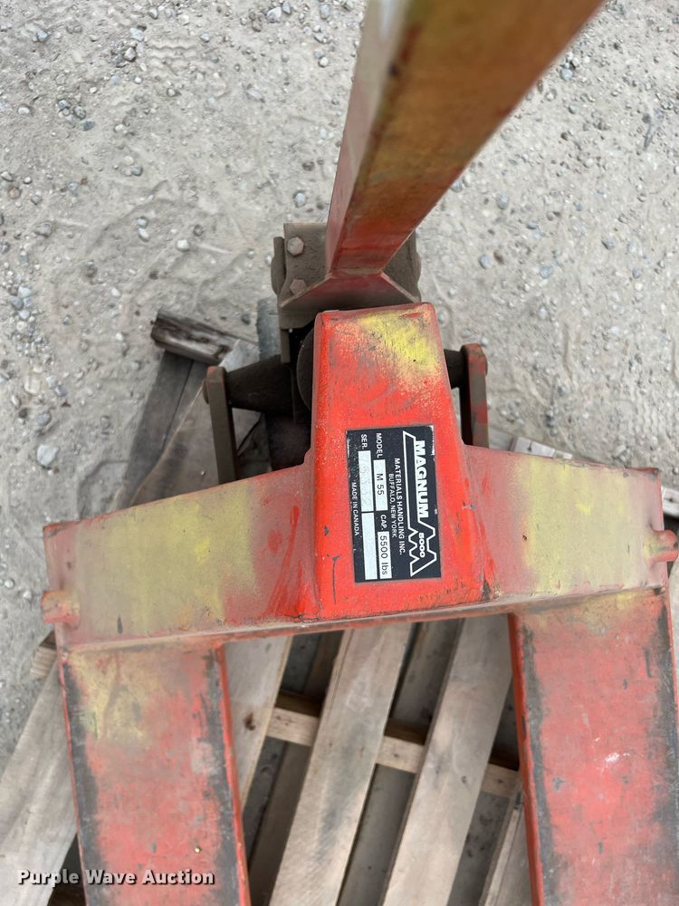 image for item EA9452 (2) pallet jacks