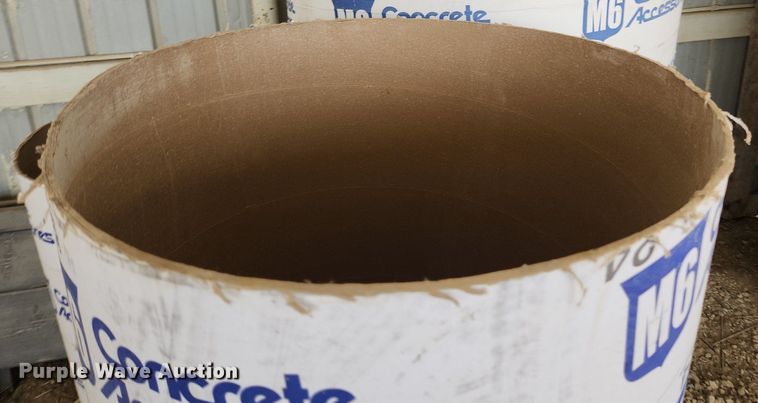 image for item EA9457 (3) Sonotube concrete forms