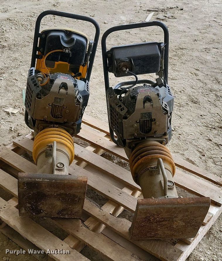 image for item EA9461 (2) Bomag plate compactors
