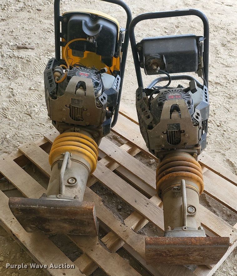 image for item EA9461 (2) Bomag plate compactors