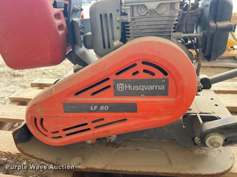 image for item EA9462 Husqvarna LF60  plate compactor