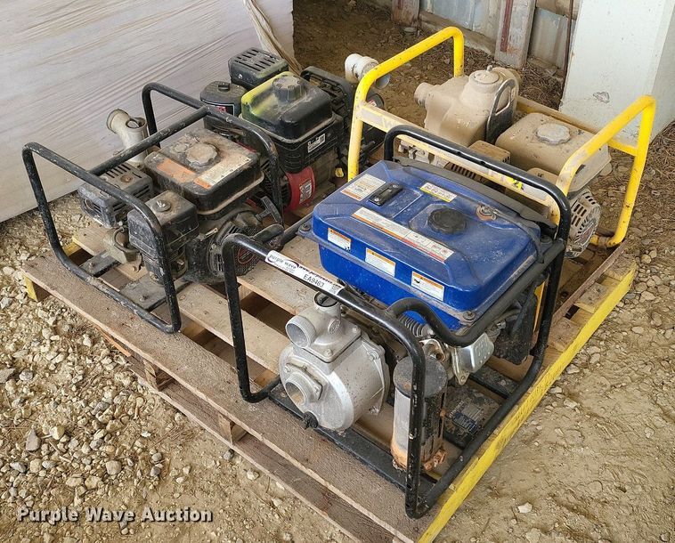 image for item EA9463 (4) water pumps