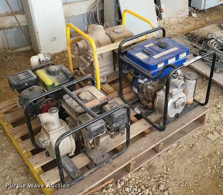 image for item EA9463 (4) water pumps