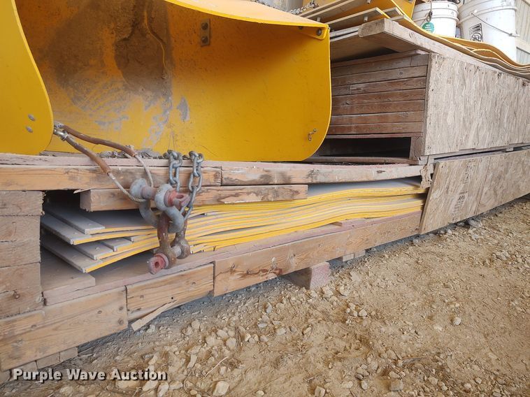 image for item EA9465 Trash chutes