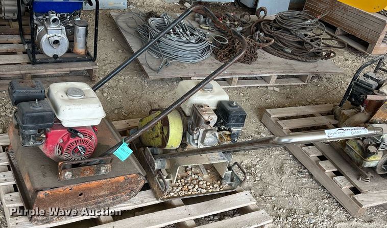 image for item EA9467 (2) plate compactors