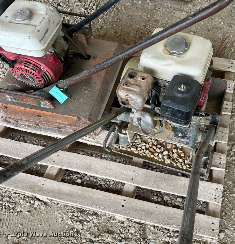 image for item EA9467 (2) plate compactors