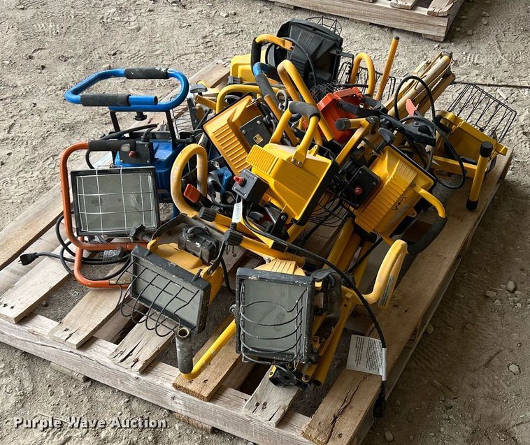 image for item EA9468 Flood lights