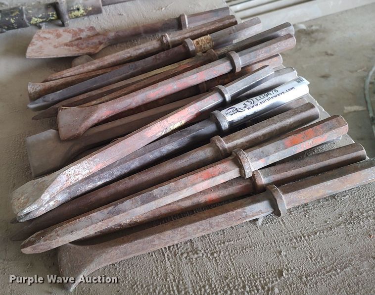 image for item LG9676 (2) pneumatic hammers