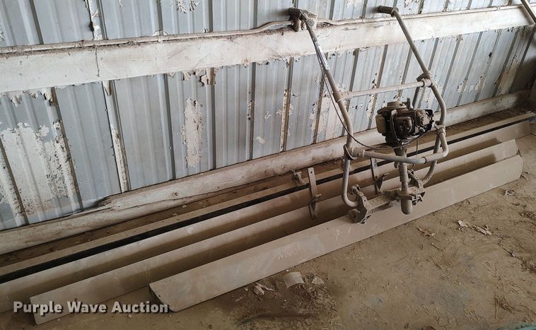 image for item LG9677 Concrete finishing tools