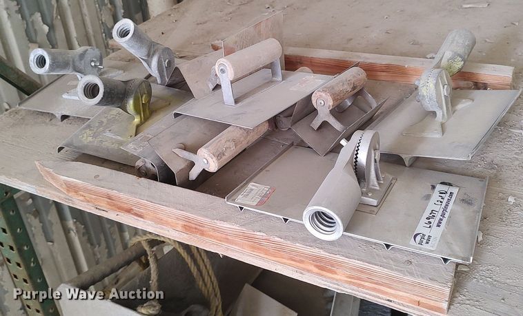 image for item LG9677 Concrete finishing tools