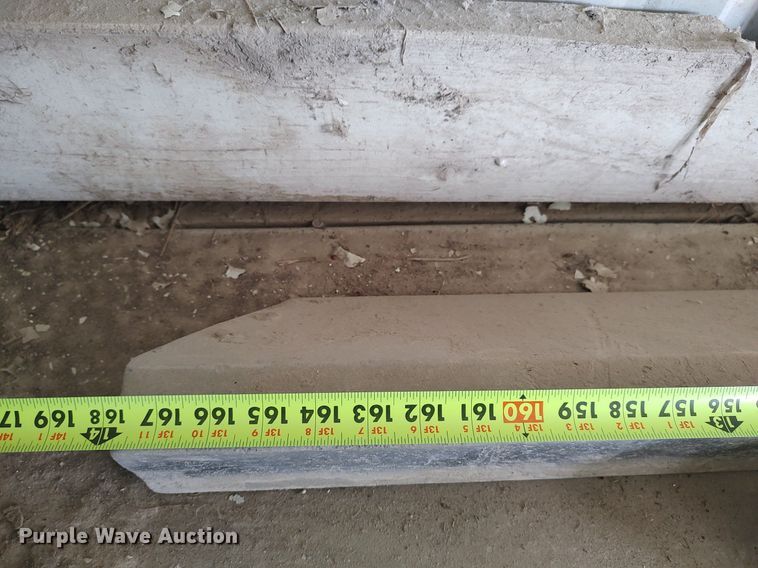 image for item LG9677 Concrete finishing tools