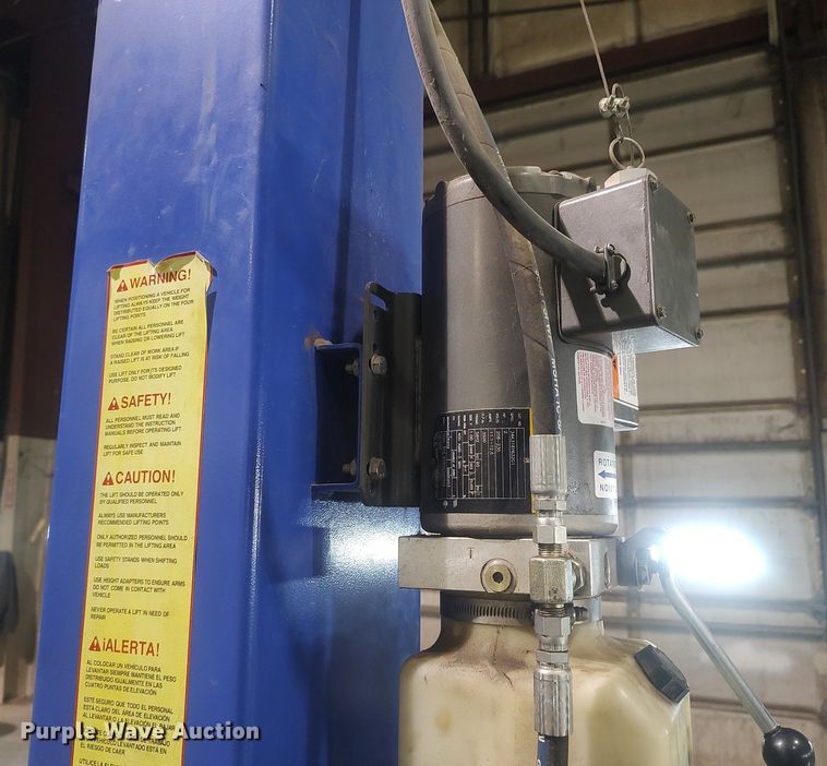 image for item LG9682 Central Marketing TP9KAC  two post automotive lift