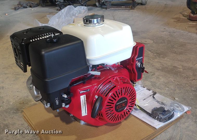 image for item LG9683 Honda GX390  engine