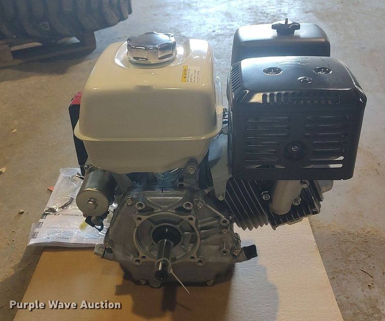 image for item LG9683 Honda GX390  engine