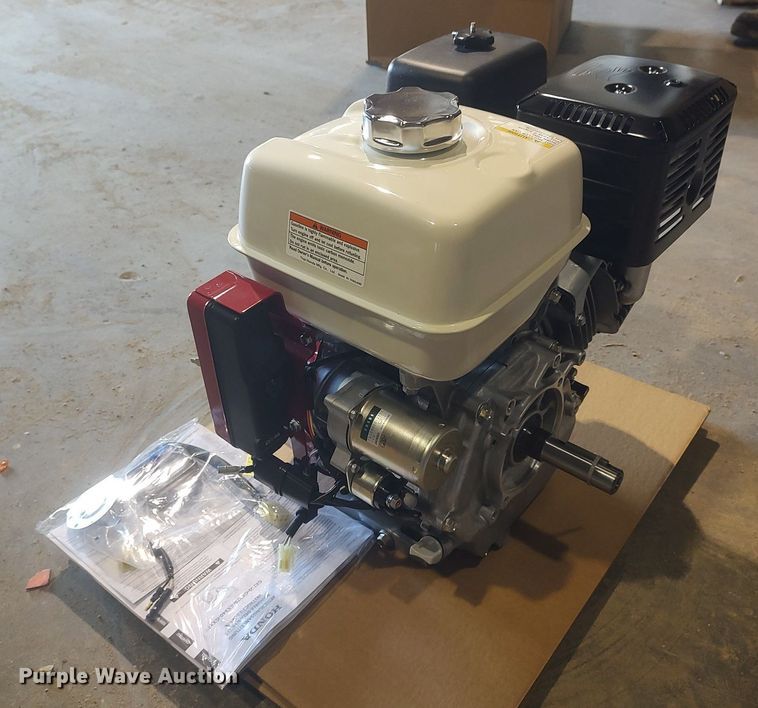 image for item LG9683 Honda GX390  engine