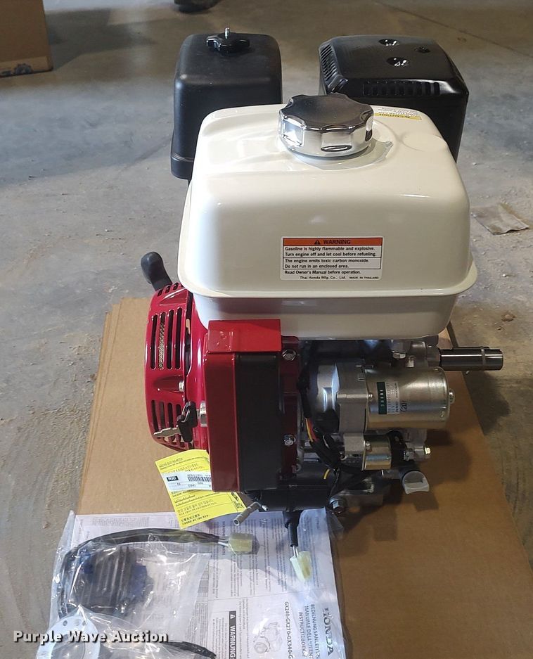 image for item LG9683 Honda GX390  engine