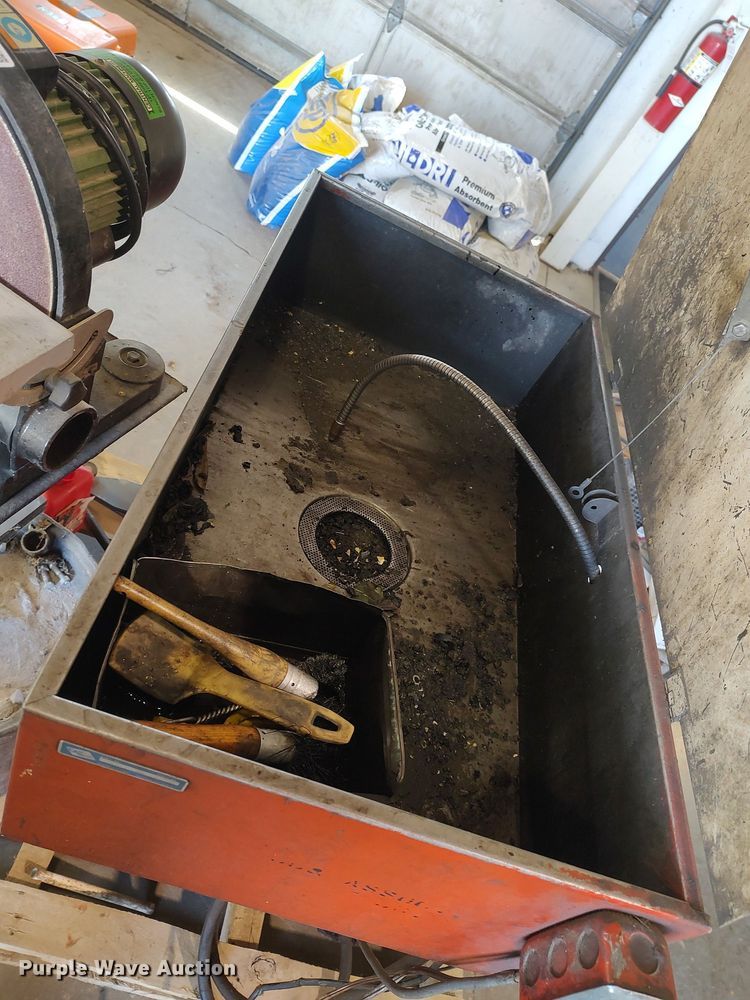 image for item LG9685 Tools