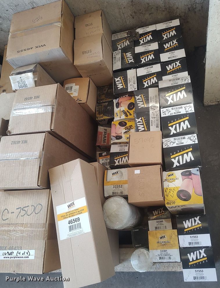 image for item LG9687 (4) pallets of filters