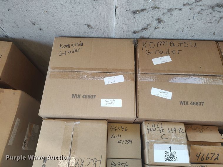 image for item LG9687 (4) pallets of filters