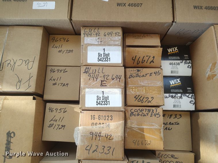 image for item LG9687 (4) pallets of filters