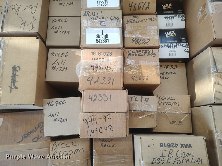 image for item LG9687 (4) pallets of filters