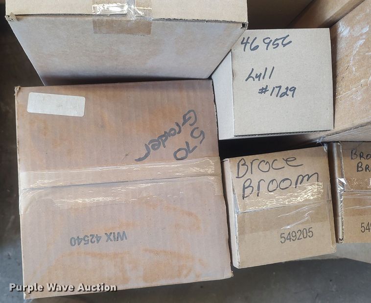 image for item LG9687 (4) pallets of filters