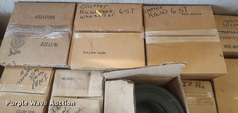 image for item LG9687 (4) pallets of filters