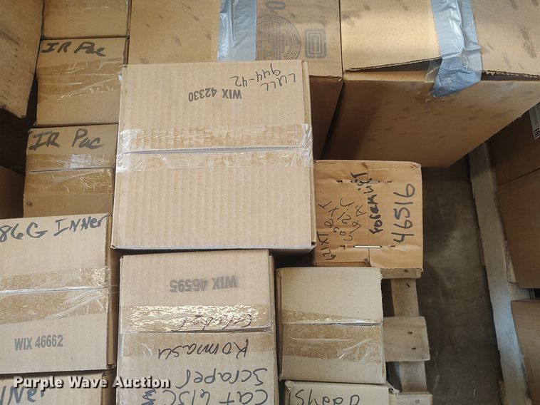 image for item LG9687 (4) pallets of filters