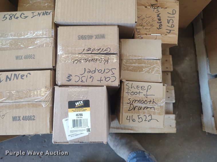 image for item LG9687 (4) pallets of filters