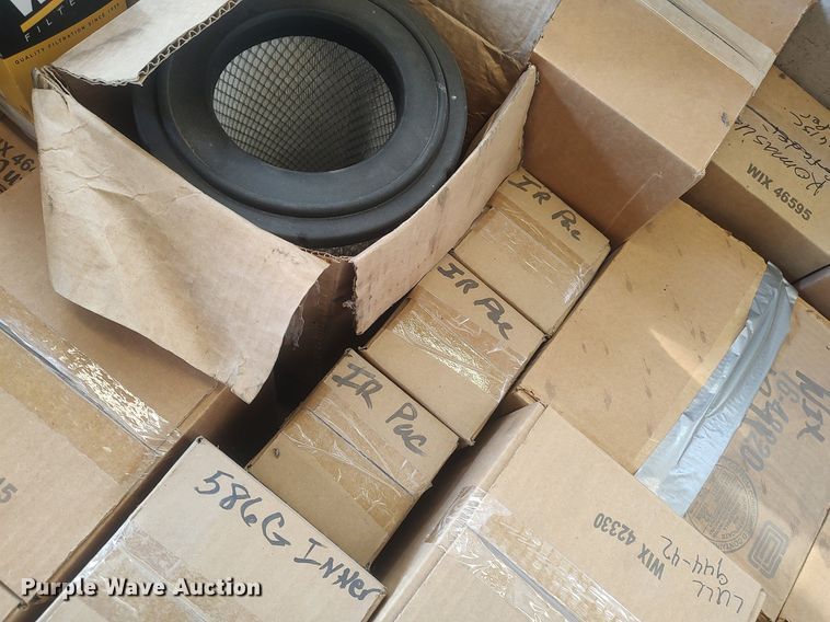 image for item LG9687 (4) pallets of filters