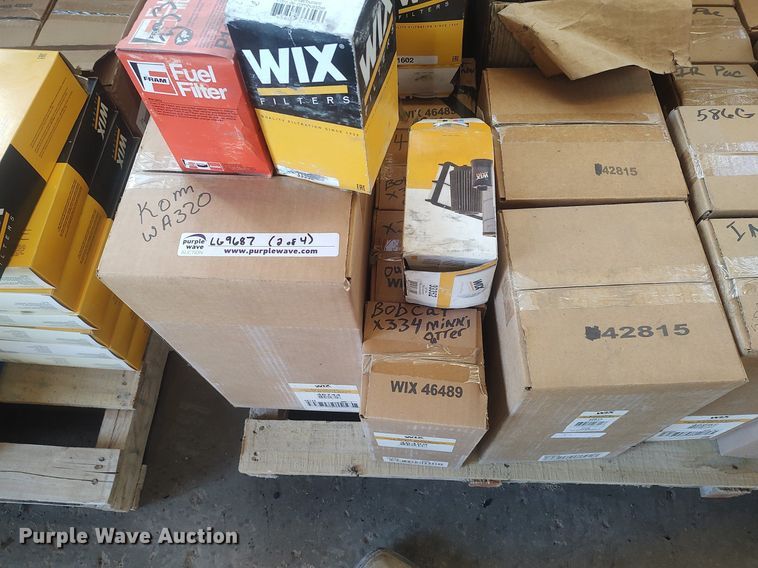 image for item LG9687 (4) pallets of filters