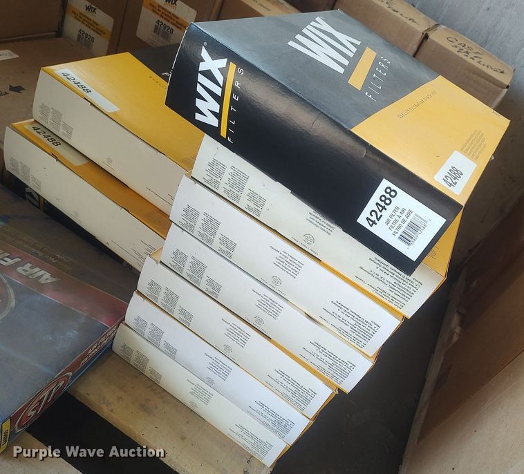 image for item LG9687 (4) pallets of filters