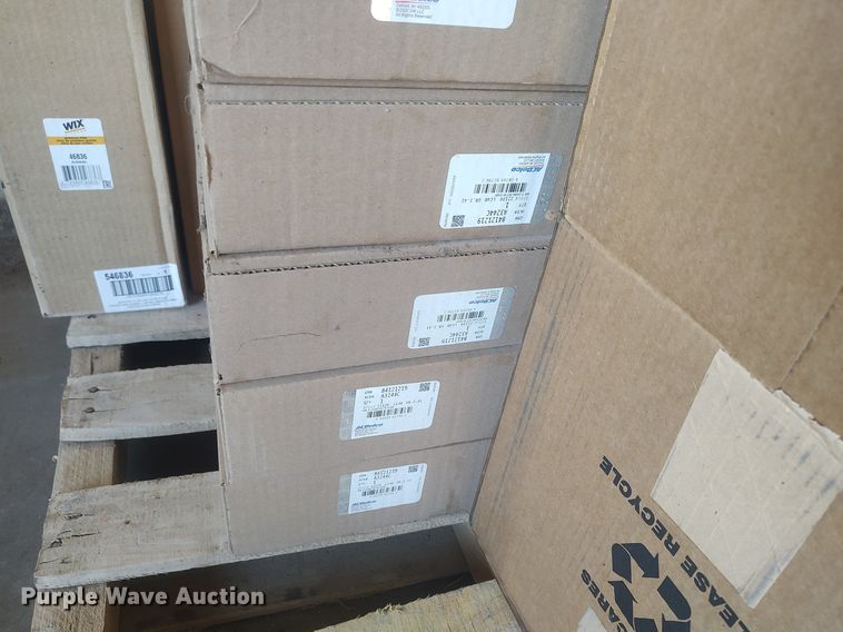 image for item LG9687 (4) pallets of filters