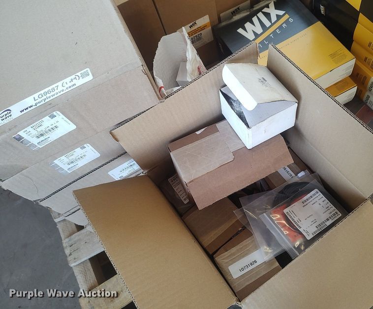 image for item LG9687 (4) pallets of filters