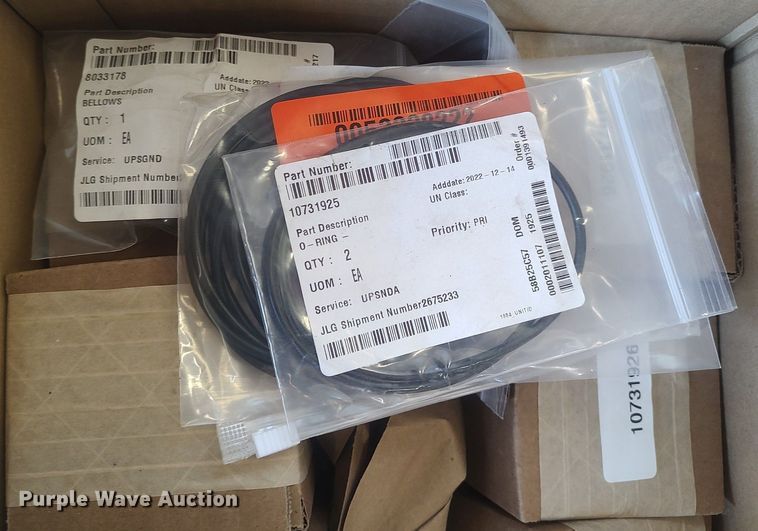 image for item LG9687 (4) pallets of filters