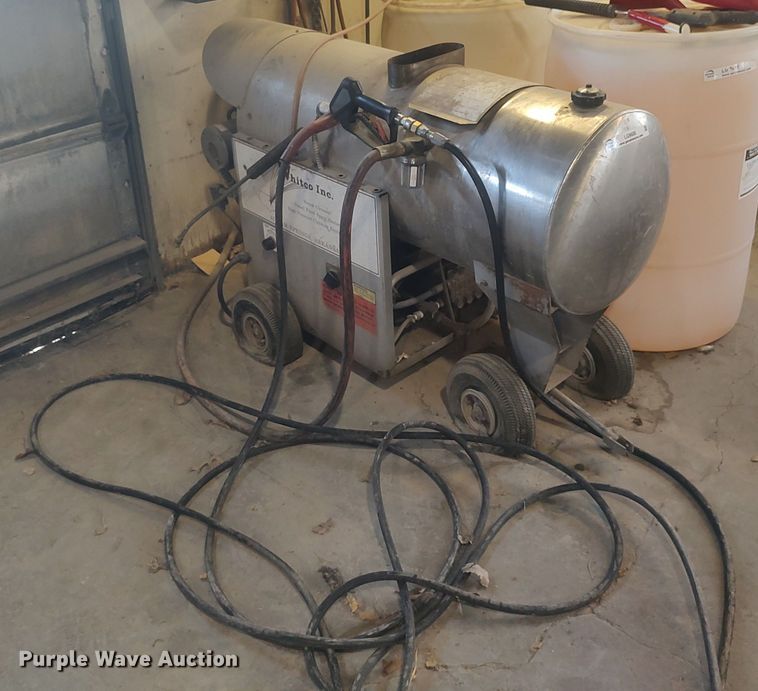 image for item LG9688 Whitco  pressure washer