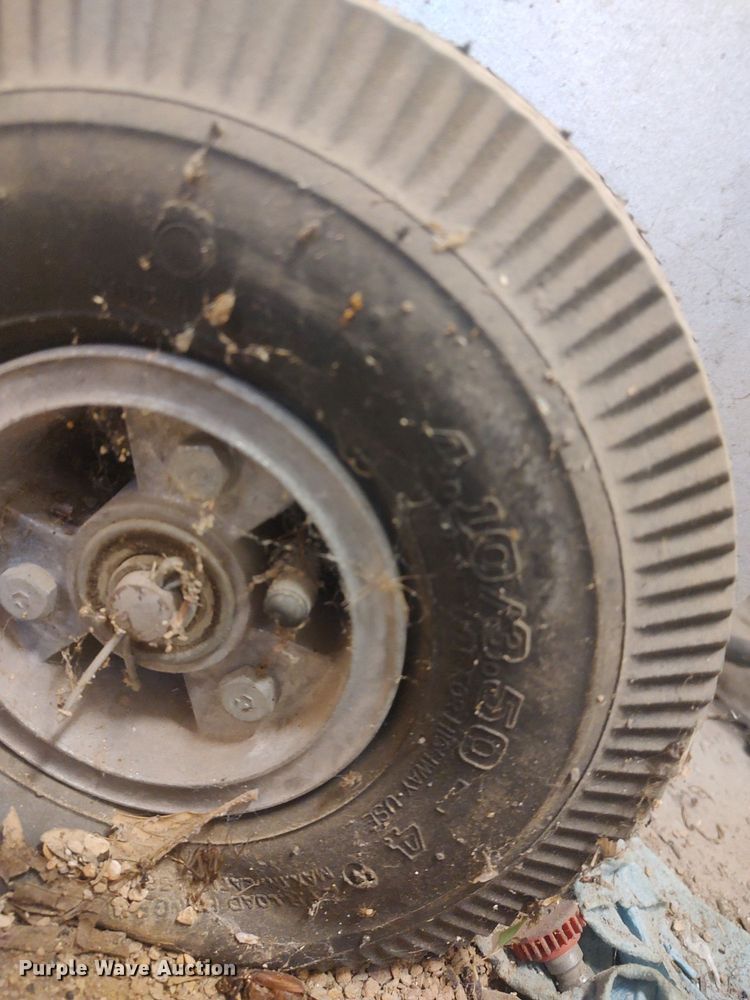 image for item LG9688 Whitco  pressure washer