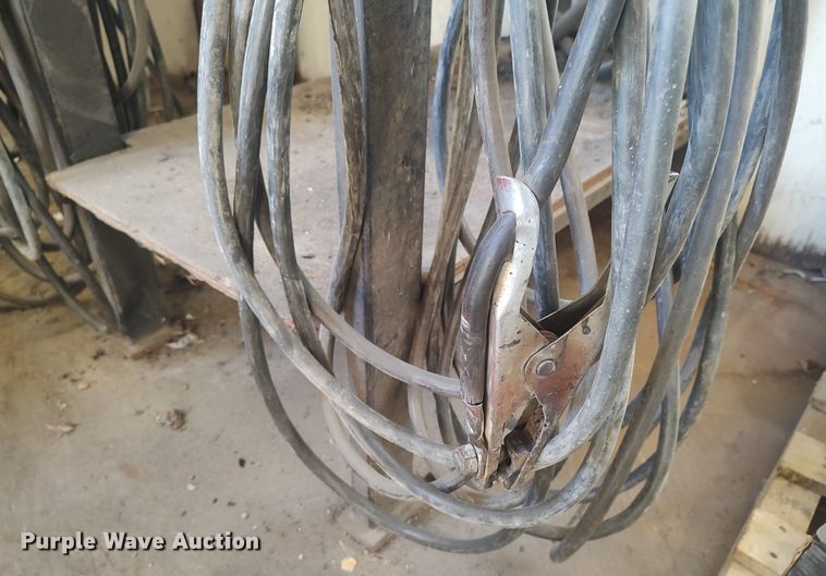 image for item LG9689 Miller Gold Star 400 SS  welder