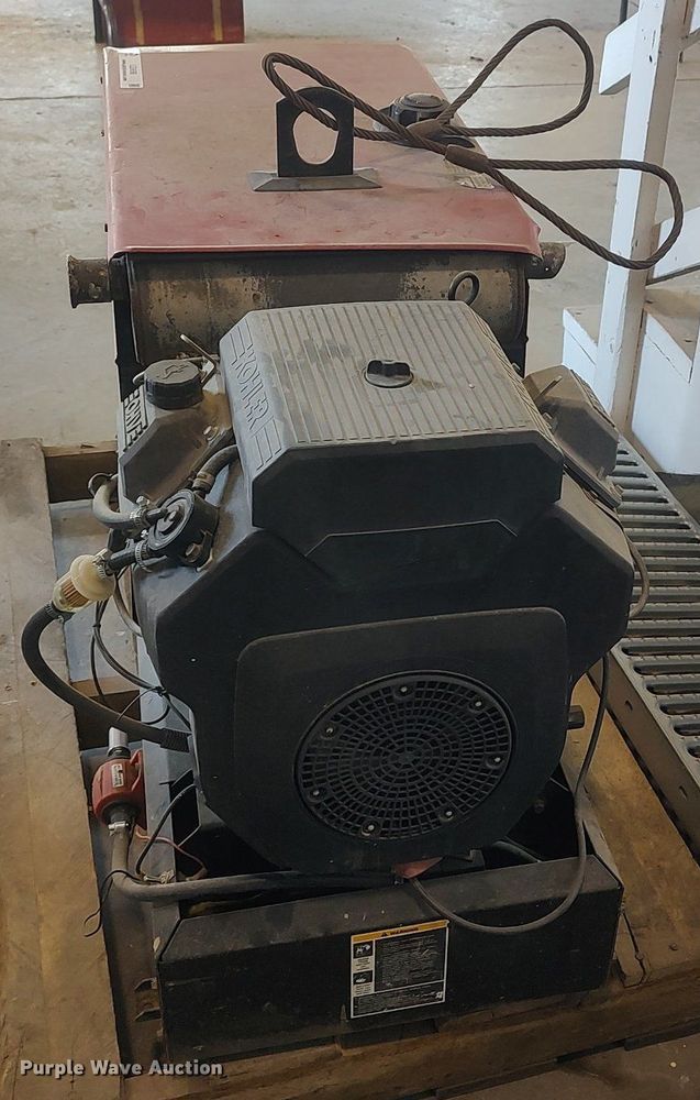 image for item LG9690 Lincoln Ranger 8  welder/generator