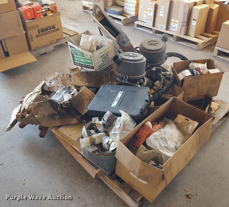 image for item LG9692 Truck parts