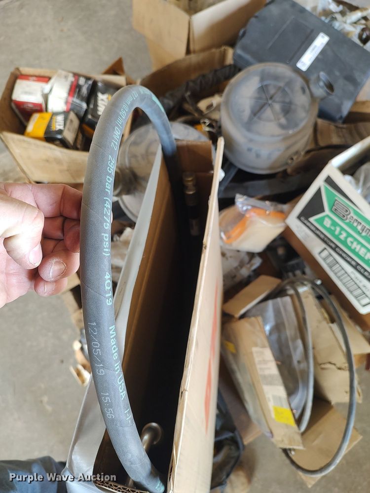 image for item LG9692 Truck parts