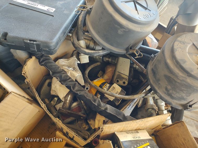 image for item LG9692 Truck parts