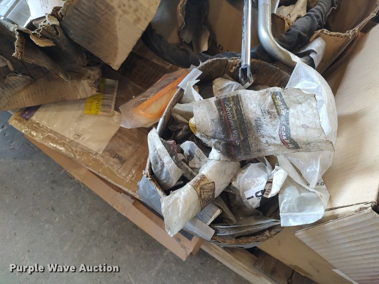 image for item LG9692 Truck parts