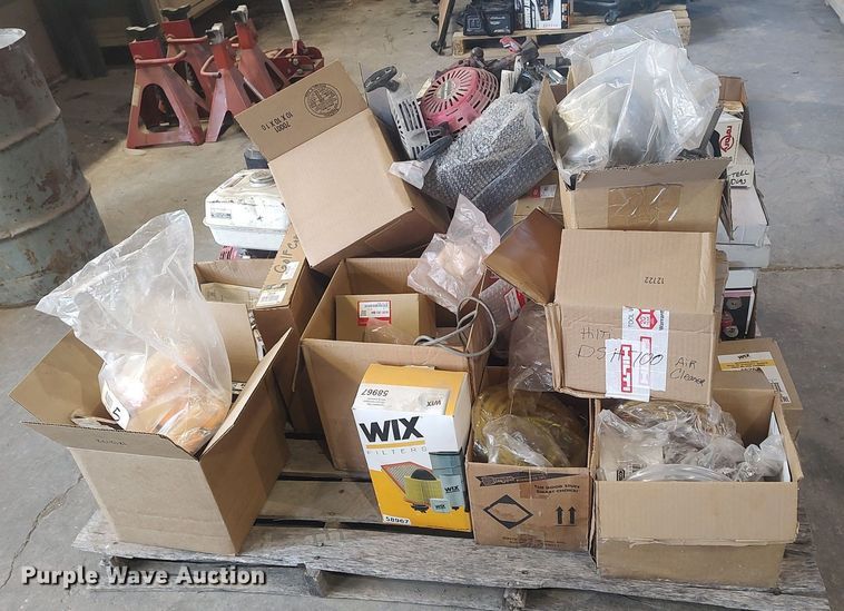 image for item LG9693 Small engine parts