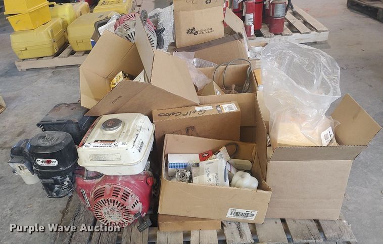 image for item LG9693 Small engine parts