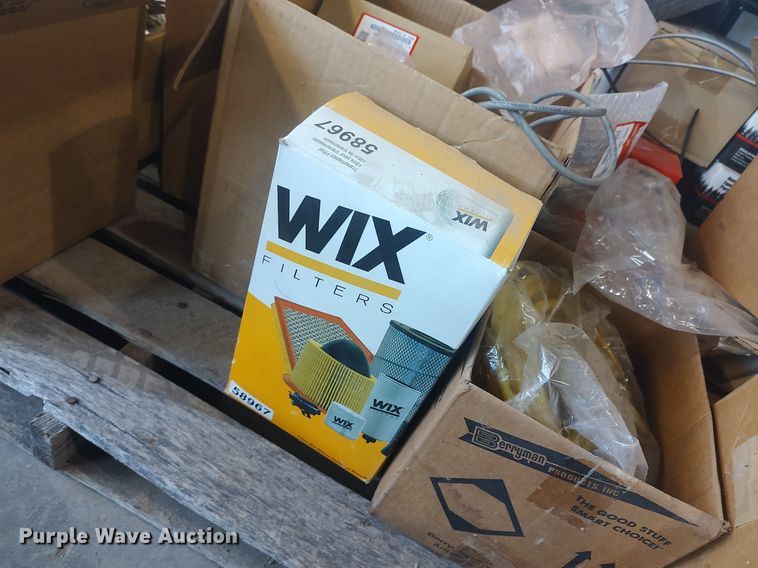 image for item LG9693 Small engine parts