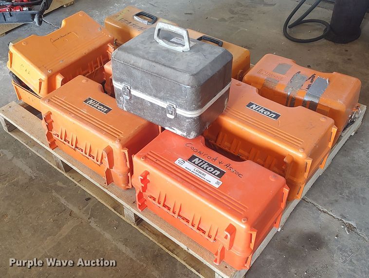 image for item LG9695 (9) theodolites