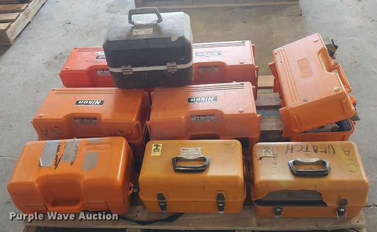 image for item LG9695 (9) theodolites