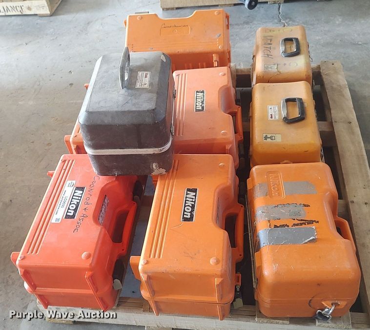 image for item LG9695 (9) theodolites