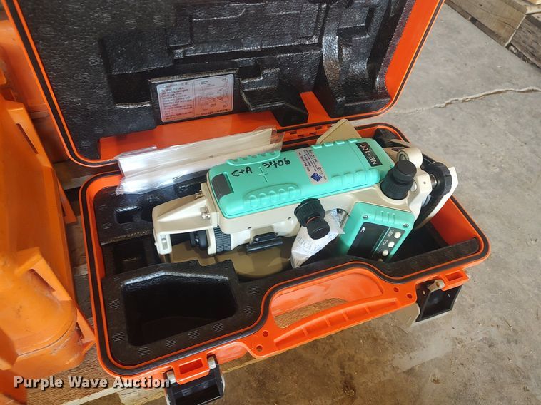 image for item LG9695 (9) theodolites